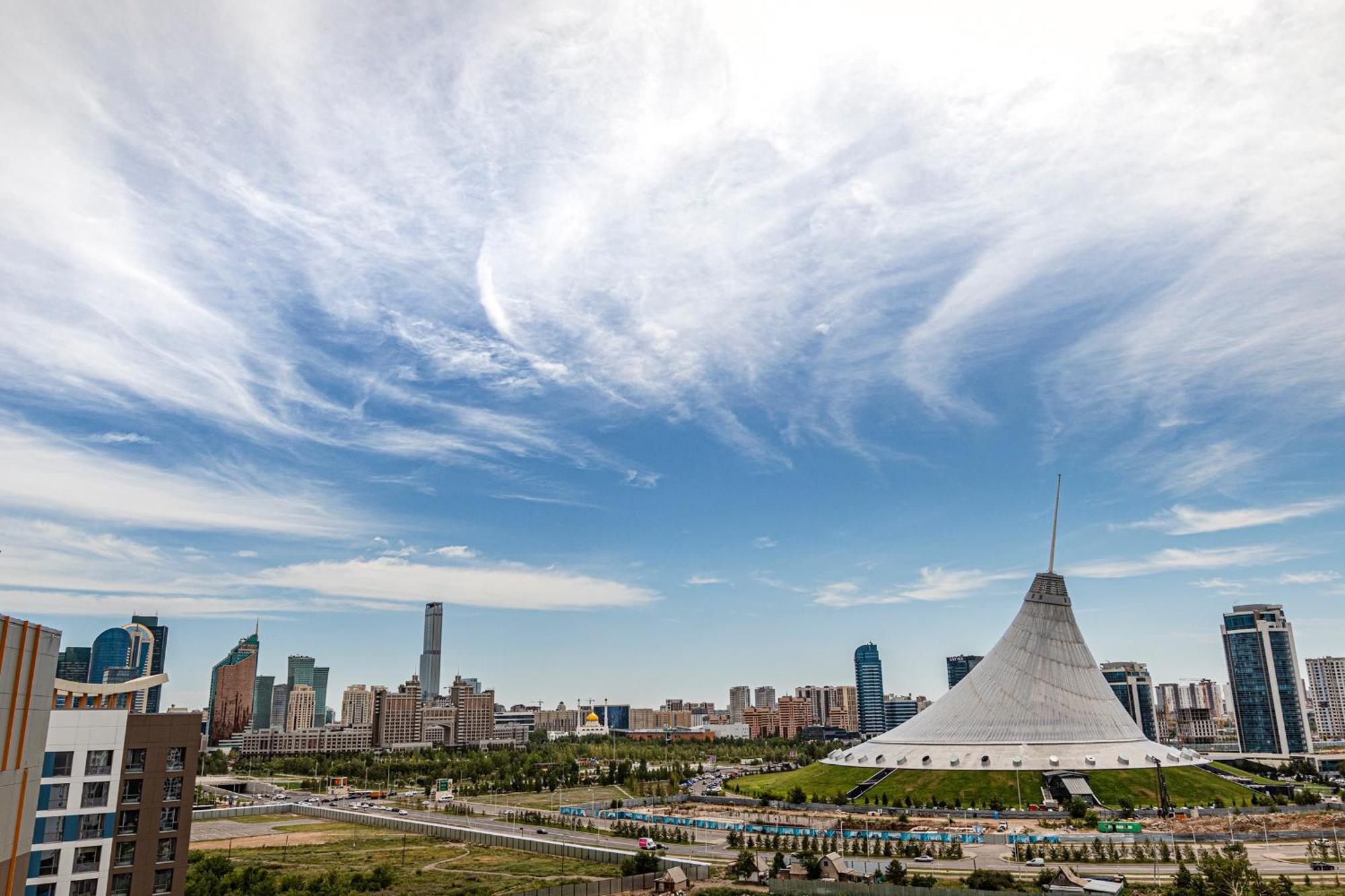 Raisson Aparthotel H346 Хан Шатыр Astana Bagian luar foto